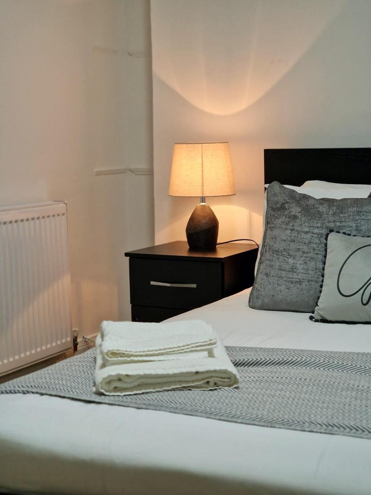 Comfortable Flat For 10 Near Paddington Appartamento Londra