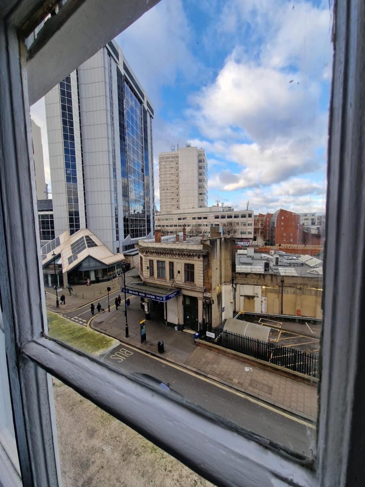 Comfortable Flat For 10 Near Paddington Londra